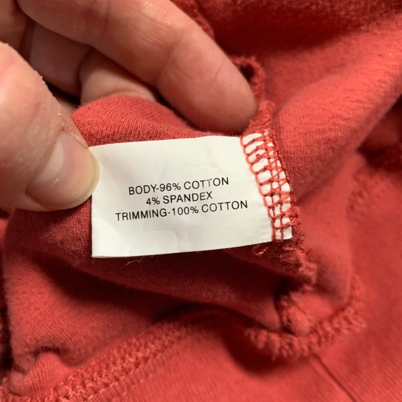 Banana Republic Factory // Sweatshirt - red EUC - Picture 9 of 10